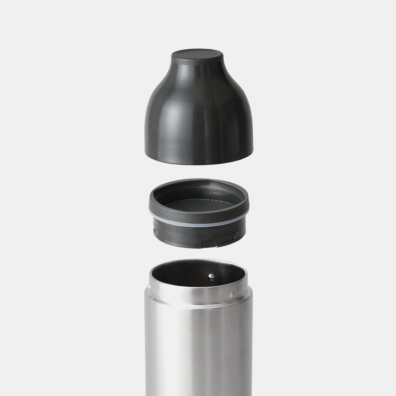 Twist to Lock Cocktail Shaker